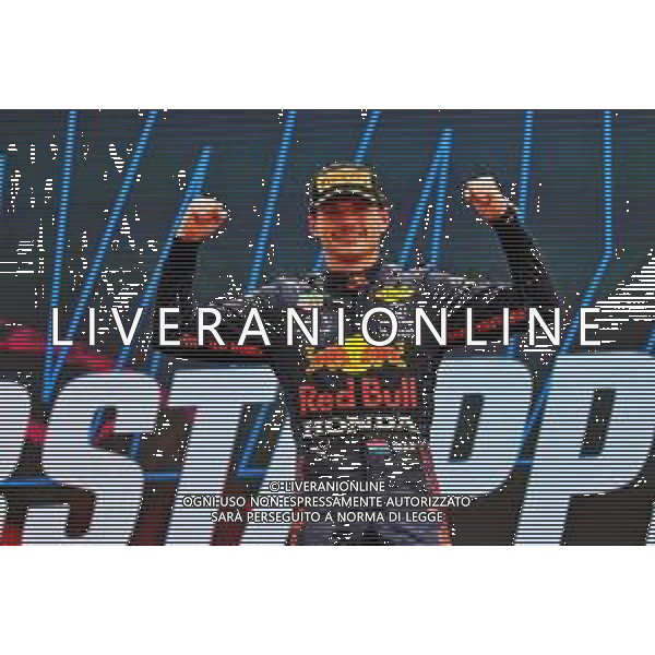Race winner Max Verstappen (NLD) Red Bull Racing celebrates on the podium. 20.06.2021. Formula 1 World Championship, Rd 7, French Grand Prix, Paul Ricard, France, Race Day. - www.xpbimages.com, EMail: requests@xpbimages.com © Copyright: Moy / XPB Images/AGENZIA ALDO LIVERANI SAS - ITALY ONLY EDITORIAL USE ONLY
