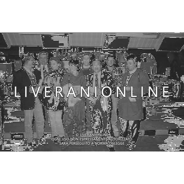 IL GIORNALISTA ELIO TRIFARI DIRETTORE DEL MAGAZINE DELLA GAZZETTA DELLO SPORT NELLA REDAZIONE DI VIA RIZZOLI A MILANO NEL 1995 ©Archivio Giovanni LiveraniAGENZIA ALDO LIVERANI SAS