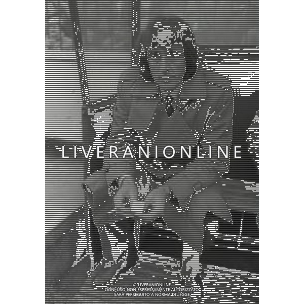RETROSPETTIVA BRUNO PACE ALLENATORE CALCIO NELLA FOTO BRUNO PACE ALLENATORE CATANZARO CALCIO NELL\'ANNO 1982-1983 AG ALDO LIVERANI SAS