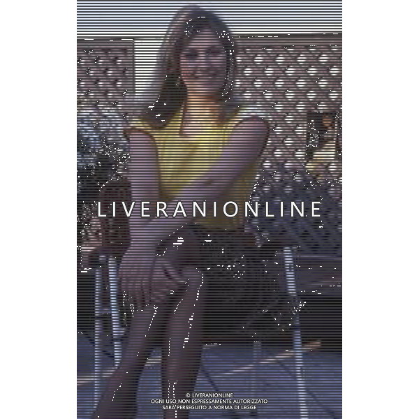 RETROSPETTIVA ANNA MARIA RIZZOLI ATTRICE MODELLA  NELLA FOTO ANNA MARIA RIZZOLI NELL\'ANNO 1982 A MILANO TERRAZZA MARTINI AG ALDO LIVERANI SAS 