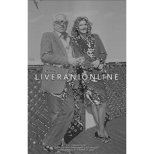 NEG-RETROSPETTIVA FLORINDA BOLKAN ATTRICE NELLA FOTO CON IL REGISTA GIUSEPPE PATRONI GRIFFI A MILANO TERRAZZA MARTINI NEL 1986 AG. ALDO LIVERANI SAS
