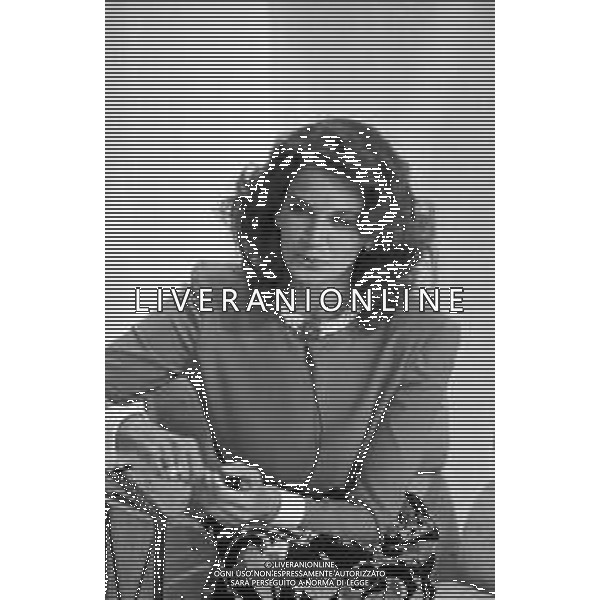 RETROSPETTIVA FLORINDA BOLKAN ATTRICE NELLA FOTO A MILANO MARZO 1987 AG. ALDO LIVERANI SAS