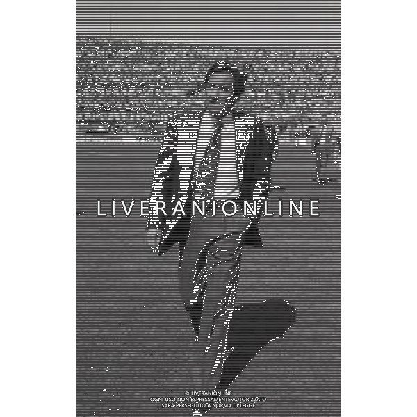 RETROSPETTIVA GIOVANNI GALEONE ALLENATORE NELLA FOTO GIOVANNI GALEONE ALLENATORE PESCARA CALCIO NELL\'ANNO 1988-1989 AG ALDO LIVERANI SAS