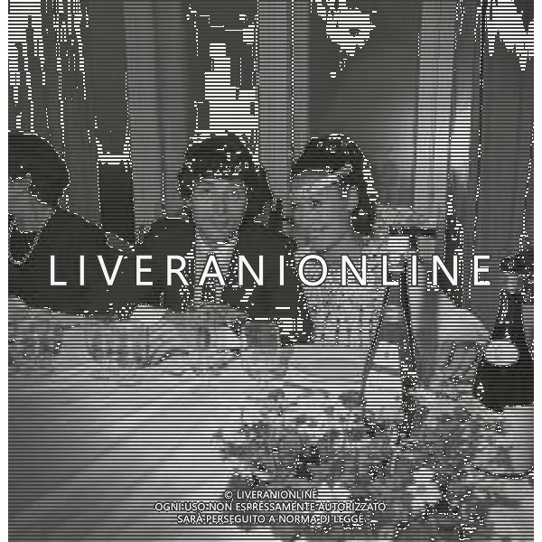 RETROSPETTIVA DON BACKY PSEUDONIMO ALDO CAPONI CANTANTE  NELLA FOTO DON BACKY PSEUDONIMO ALDO CAPONI MATRIMONIO CON LA MOGLIE LILIANA PETRALIA A ROMA NELL\'ANNO 1969 AG ALDO LIVERANI SAS 