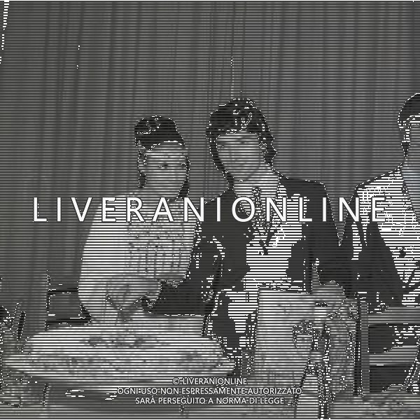 RETROSPETTIVA DON BACKY PSEUDONIMO ALDO CAPONI CANTANTE  NELLA FOTO DON BACKY PSEUDONIMO ALDO CAPONI MATRIMONIO CON LA MOGLIE LILIANA PETRALIA A ROMA NELL\'ANNO 1969 AG ALDO LIVERANI SAS 
