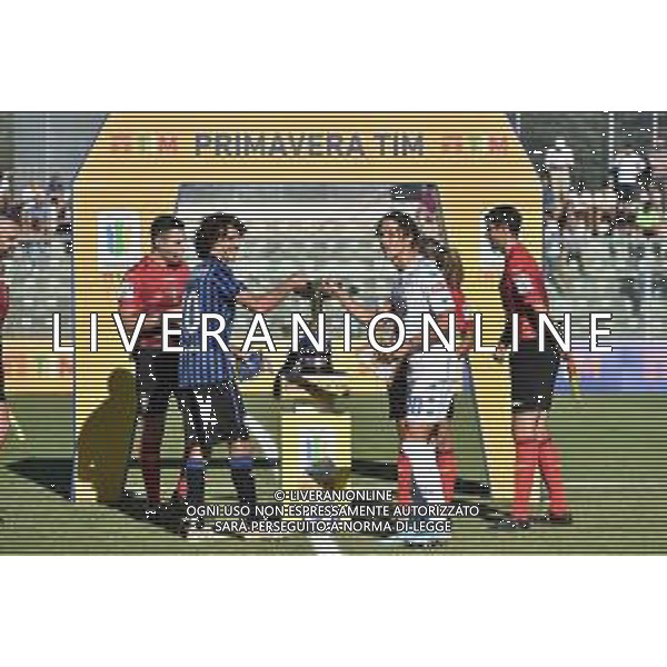 ¬© TVRG la coppa per i vincitori - trofeo - il saluto tra i capitani Atalanta vs Empoli Campionato Primavera 1 TIM finale playoff stadio Enzo Ricci Sassuolo (MO) 30-06-2021 foto Roberto Garavaglia/ag. Aldo Liverani sasAGENZIA ALDO LIVERANI SAS