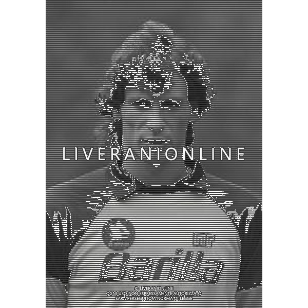 RETROSPETTIVA GIOVANNI CERVONE CALCIATORE NELLA FOTO GIOVANNI CERVONE CON LA MAGLIA DELLA ROMA CALCIO NELL\'ANNO 1989-1990 AG ALDO LIVERANI SAS 