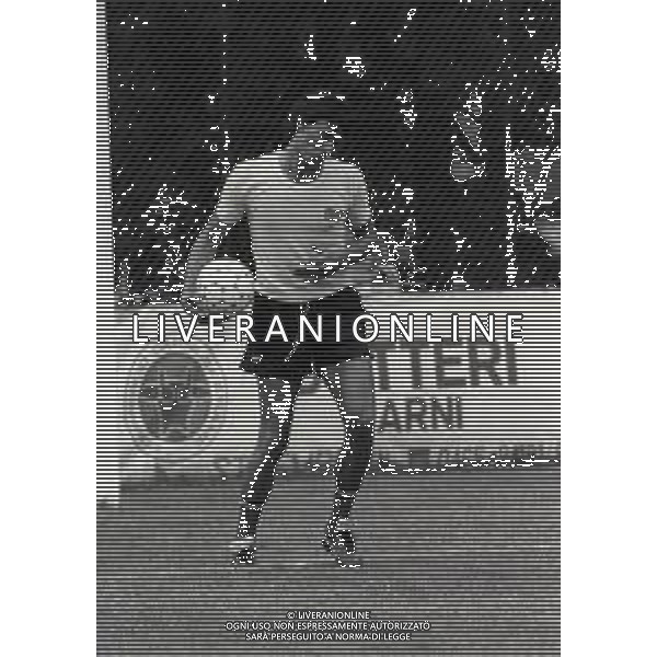 RETROSPETTIVA GIOVANNI CERVONE CALCIATORE NELLA FOTO GIOVANNI CERVONE CON LA MAGLIA DELLA ROMA CALCIO NELL\'ANNO 1989-1990 AG ALDO LIVERANI SAS 