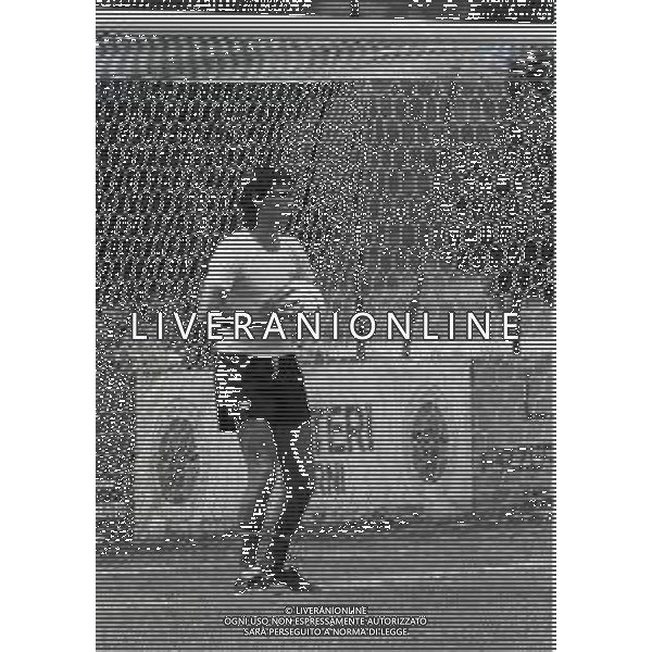 RETROSPETTIVA GIOVANNI CERVONE CALCIATORE NELLA FOTO GIOVANNI CERVONE CON LA MAGLIA DELLA ROMA CALCIO NELL\'ANNO 1989-1990 AG ALDO LIVERANI SAS 