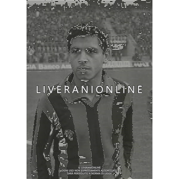 NEG-RETROSPETTIVA GIUSEPPE GALLUZZO CALCIATORE NELLA FOTO GIUSEPPE GALLUZZO CON LA MAGLIA DEL MILAN NELL\'ANNO 1980-1981 AG ALDO LIVERANI SAS