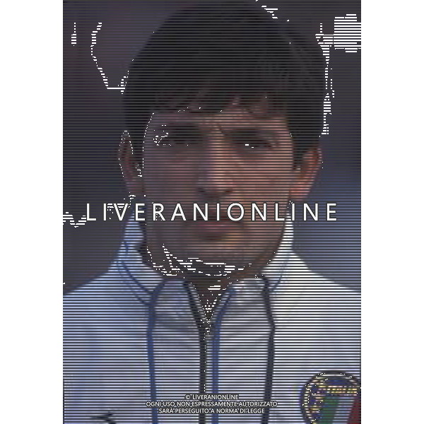 RETROSPETTIVA GIUSEPPE GATTA CALCIATORE NELLA FOTO GIUSEPPE GATTA CON LA MAGLIA DELLA NAZIONALE ITALIANA UNDER 21 AG ALDO LIVERANI SAS