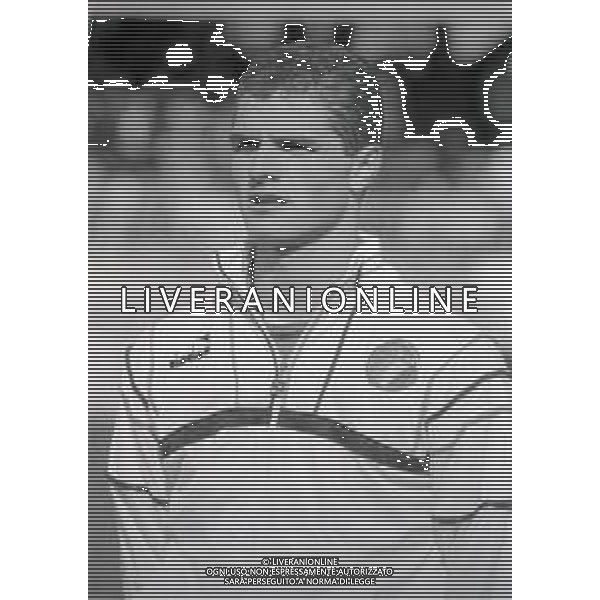 RETROSPETTIVA MASSIMO BRAMBATI CALCIATORE NELLA FOTO MASSIMO BRAMBATI CON LA MAGLIA UNDER 21 ITALIA NELL\'ANNO 1988 AG ALDO LIVERANI SAS
