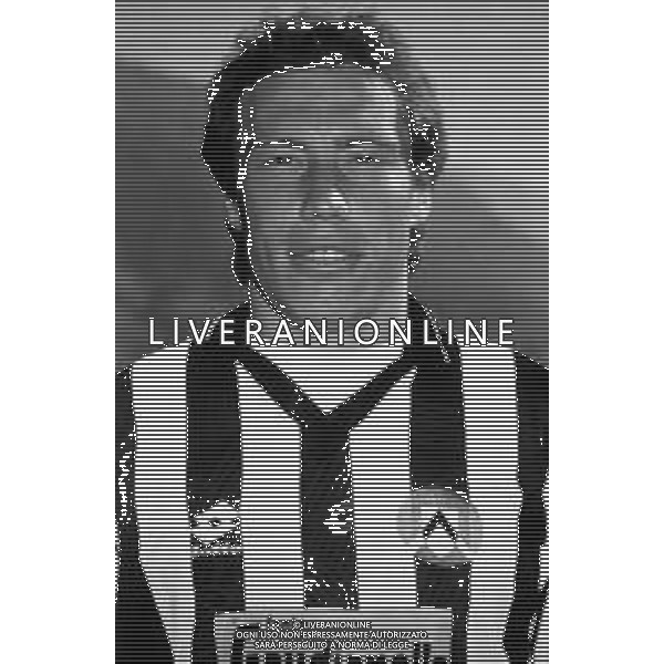 RETROSPETTIVA NESTOR SENSINI CALCIATORE NELLA FOTO CON LA MAGLIA DELL\'UDINESE NEL 1992-1993 ©ARCHIVIO/AGENZIA ALDO LIVERANI SAS