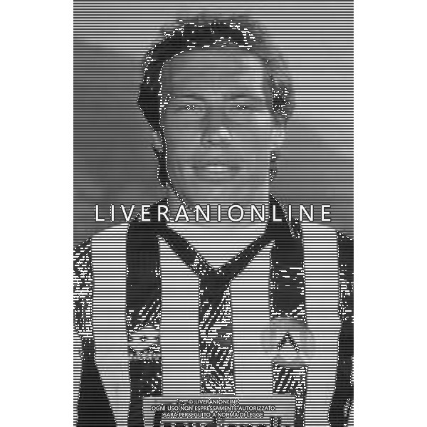 RETROSPETTIVA NESTOR SENSINI CALCIATORE NELLA FOTO CON LA MAGLIA DELL\'UDINESE NEL 1992-1993 ©ARCHIVIO/AGENZIA ALDO LIVERANI SAS