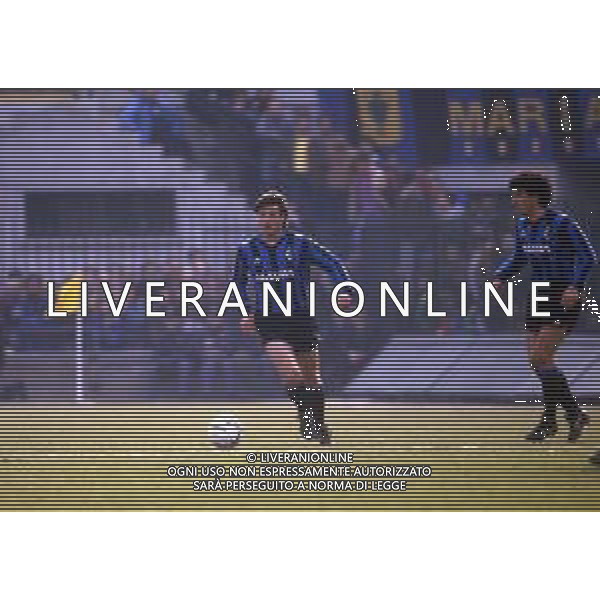 RETROSPETTIVA OLIVIERO GARLINI CALCIATORE NELLA FOTO OLIVIERO GARLINI CON LA MAGLIA DELL\' INTER CALCIO AG ALDO LIVERANI SAS 