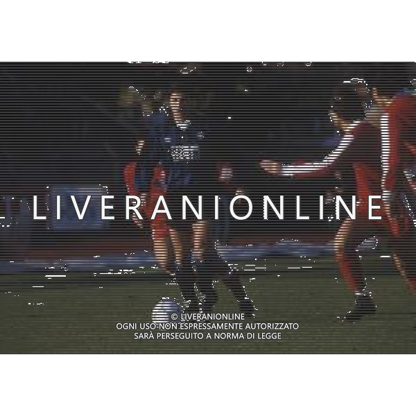 RETROSPETTIVA OLIVIERO GARLINI CALCIATORE NELLA FOTO OLIVIERO GARLINI CON LA MAGLIA DELL\'ATALANTA CALCIO AG ALDO LIVERANI SAS 