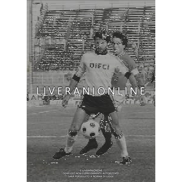 RETROSPETTIVA OLIVIERO GARLINI CALCIATORE NELLA FOTO OLIVIERO GARLINI CON LA MAGLIA DEL CESENA CALCIO FOTO EUGENIO BERSANI-AG ALDO LIVERANI SAS  