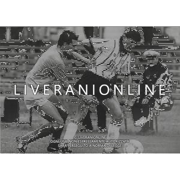 RETROSPETTIVA OLIVIERO GARLINI CALCIATORE NELLA FOTO OLIVIERO GARLINI CON LA MAGLIA DELL\'ATALANTA CALCIO AG ALDO LIVERANI SAS 