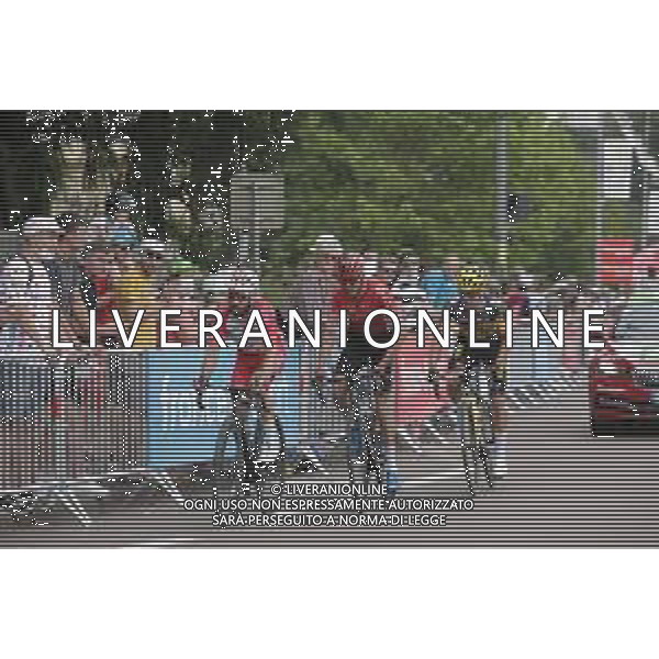 02-07-2021 Tour De France; Tappa 07 Vierzon - Le Creusot; 2021, Cofidis; 2021, Arkea - Samsic; 2021, Jumbo - Visma; Geschke, Simon; Barguil, Warren; Roglic, Primoz; Le Creusot; ©SIROTTI/AGENZIA ALDO LIVERANI SAS