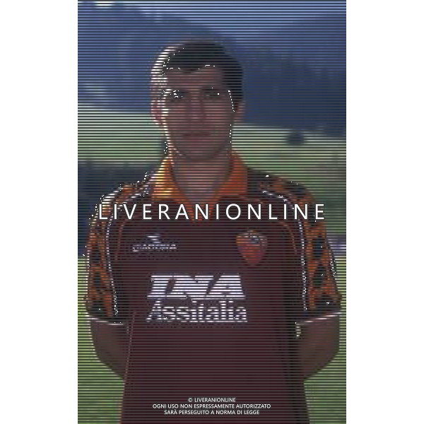 RETROSPETTIVA OMARI TETRADZE CALCIATORE NELLA FOTO OMARI TETRADZE CON LA MAGLIA DELLA ROMA CALCIO AG ALDOLIVERANI SAS