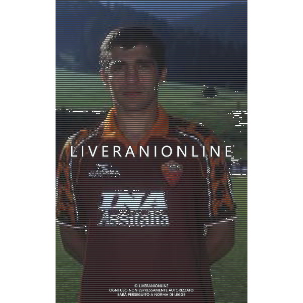RETROSPETTIVA OMARI TETRADZE CALCIATORE NELLA FOTO OMARI TETRADZE CON LA MAGLIA DELLA ROMA CALCIO AG ALDOLIVERANI SAS