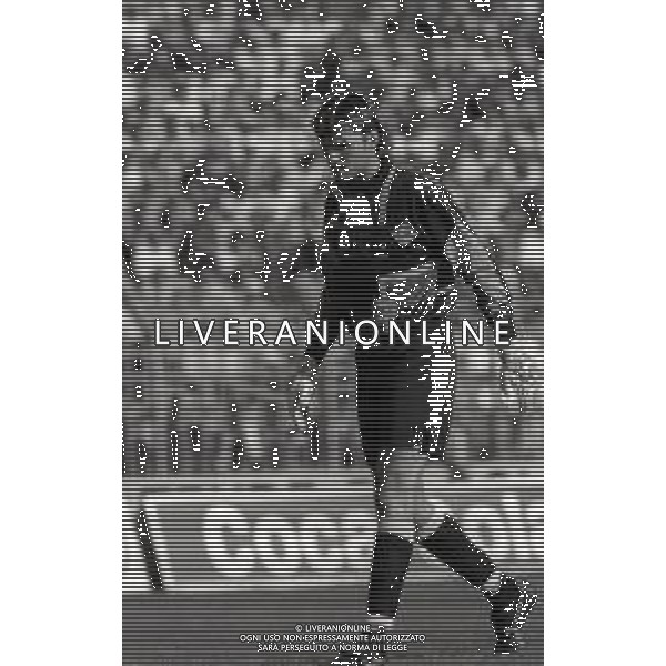 RETROSPETTIVA MASSIMO TAIBI CALCIATORE NELLA FOTO MASSIMO TAIBI CON LA MAGLIA DEL PIACENZA CALCIO NELL\'ANNO 1993-1994 AG ALDO LIVERANI SAS