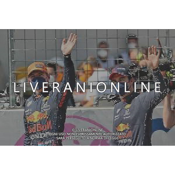 (L to R): Max Verstappen (NLD) Red Bull Racing celebrates his pole position in qualifying parc ferme with third placed team mate Sergio Perez (MEX) Red Bull Racing. 03.07.2021. Formula 1 World Championship, Rd 9, Austrian Grand Prix, Spielberg, Austria, Qualifying Day. - www.xpbimages.com, EMail: requests@xpbimages.com © Copyright: Batchelor / XPB Images/AGENZIA ALDO LIVERANI SAS - ITALY ONLY EDITORIAL USE ONLY