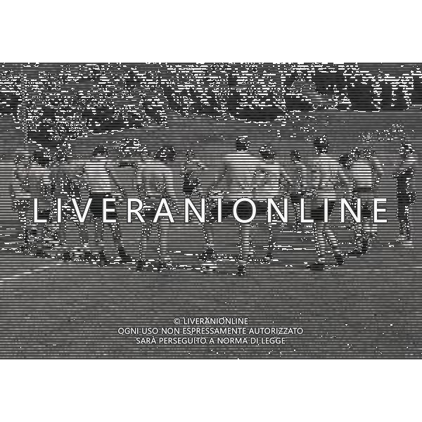 RETROSPETTIVA ENZO FERRARI ALLENATORE CALCIO NELLA FOTO ENZO FERRARI ALLENATORE UDINESE CALCIO NELL\'ANNO 1982-1983 AG ALDOLIVERANI SAS