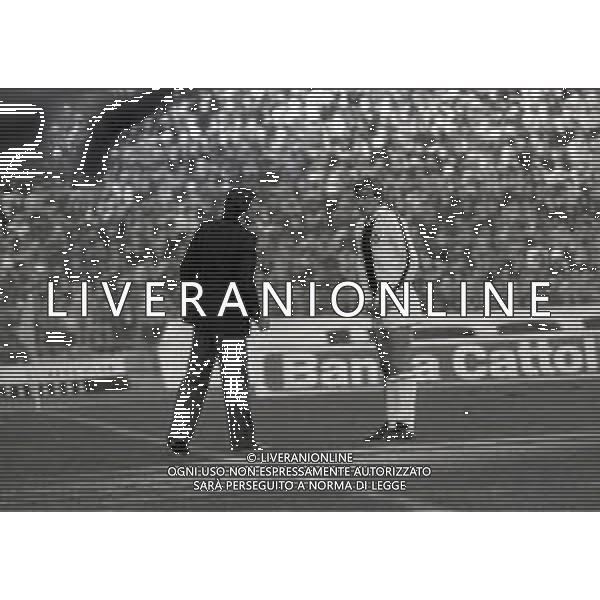 RETROSPETTIVA ENZO FERRARI ALLENATORE CALCIO NELLA FOTO ENZO FERRARI ALLENATORE UDINESE CALCIO NELL\'ANNO 1982-1983 CON PAOLO MIANO AG ALDOLIVERANI SAS