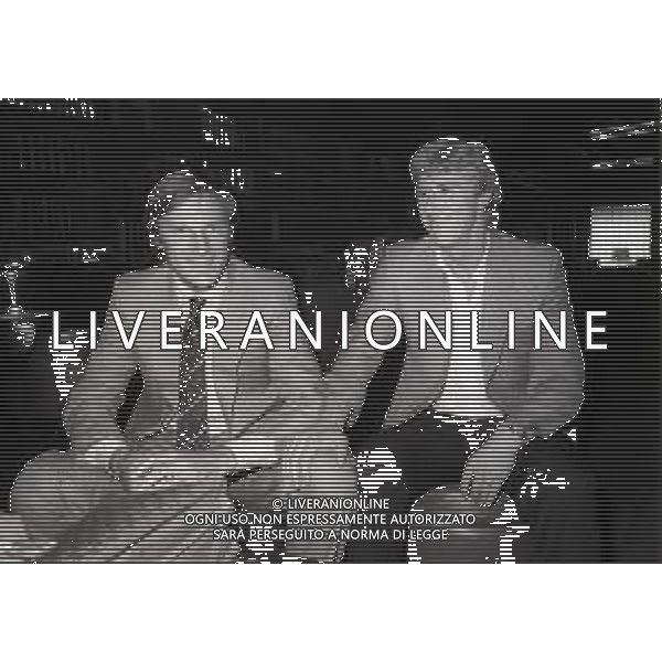 RETROSPETTIVA FRANCESCO MORINI DIRIGENTE JUVENTUS CALCIO E EX CALCIATORE NELLA FOTO FRANCESCO MORINI AL CALCIO MERCATO A MILANO NELL\'ANNO 1982-1983 CON EMILIANO MASCETTI DIRETTORE SPORTIVO VERONA CALCIO AG ALDOLIVERANI SAS
