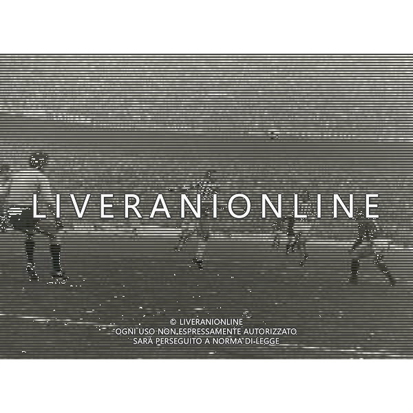 ARCHIVIO Francesco Morini (San Giuliano Terme, 12 agosto 1944)  un ex calciatore italiano che giocava nel ruolo di difensore. Esord“ nella Sampdoria e pass˜ nel 1969 alla Juventus per poi andare a chiudere la carriera in Canada, con i Toronto Blizzard; collezion˜ 377 partite in Serie A, e caso singolare senza segnare alcun gol, l\'unico che aveva effettivamente realizzato, gli fu annullato. Con la maglia bianconera della Juventus vinse ben cinque scudetti, la Coppa Italia del 1978-79, la Coppa Uefa del 1977. Esord“ in nazionale nel 1973 e prese parte ai mondiali del 1974, per un totale di 11 partite in maglia azzurra. NELLA FOTO:Francesco Morini PH.ARCHIVIO AGENZIA ALDO LIVERANI SAS