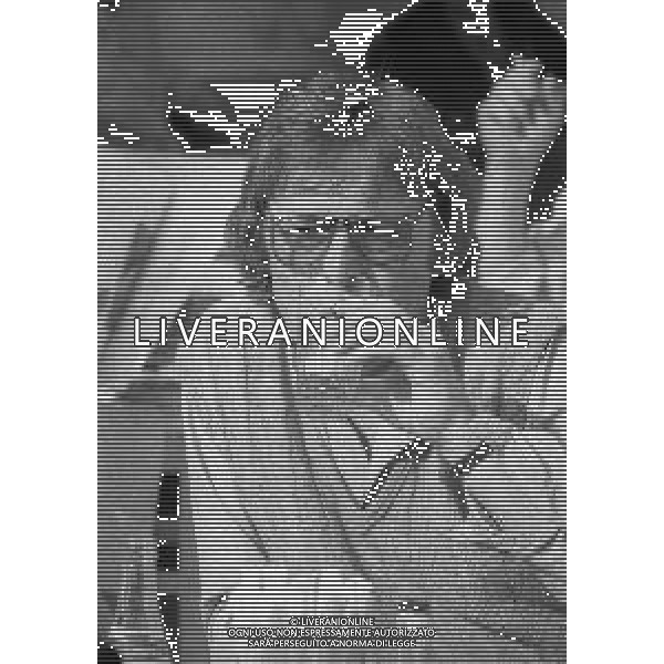 RETROSPETTIVA ALAN WILLIAM PARKER REGISTA SCENEGGIATORE E PRODUTTORE CINEMATOGRAFICO NELLA FOTO ALAN PARKER A CANNES NELL\'ANNO 1983 AG ALDO LIVERANI SAS