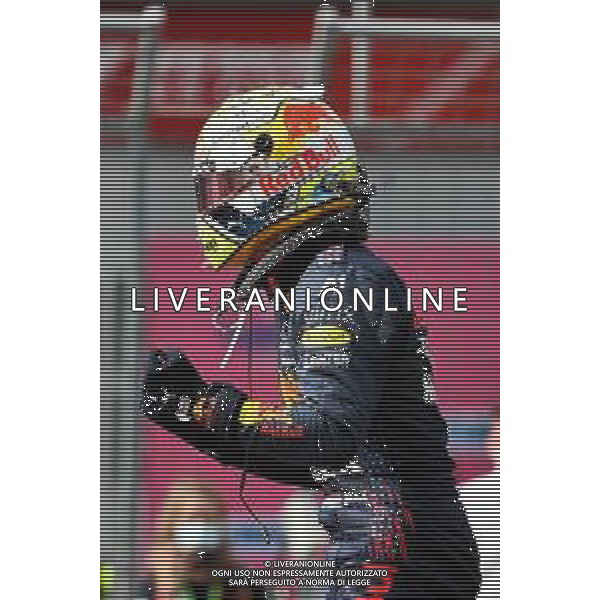 Race winner Max Verstappen (NLD) Red Bull Racing celebrates in parc ferme. 04.07.2021. Formula 1 World Championship, Rd 9, Austrian Grand Prix, Spielberg, Austria, Race Day. - www.xpbimages.com, EMail: requests@xpbimages.com © Copyright: Batchelor / XPB Images/AGENZIA ALDO LIVERANI SAS - ITALY ONLY -EDITORIAL USE ONLY