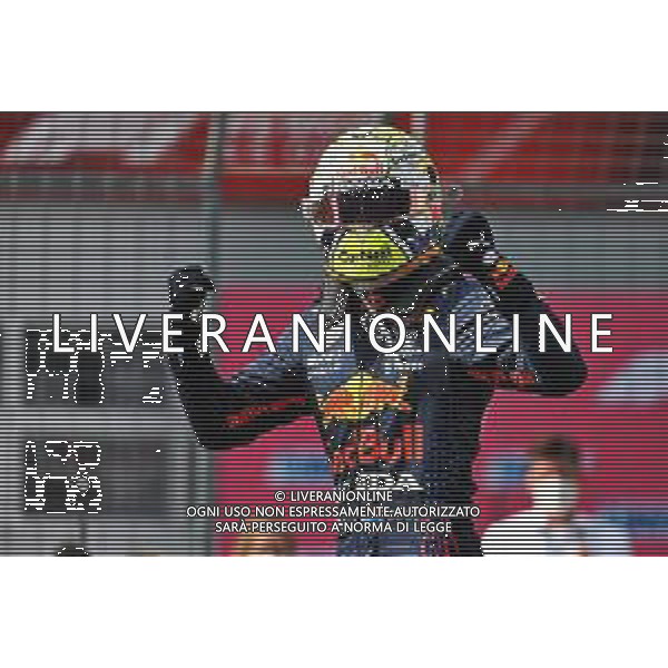 Race winner Max Verstappen (NLD) Red Bull Racing celebrates in parc ferme. 04.07.2021. Formula 1 World Championship, Rd 9, Austrian Grand Prix, Spielberg, Austria, Race Day. - www.xpbimages.com, EMail: requests@xpbimages.com © Copyright: Batchelor / XPB Images/AGENZIA ALDO LIVERANI SAS - ITALY ONLY -EDITORIAL USE ONLY