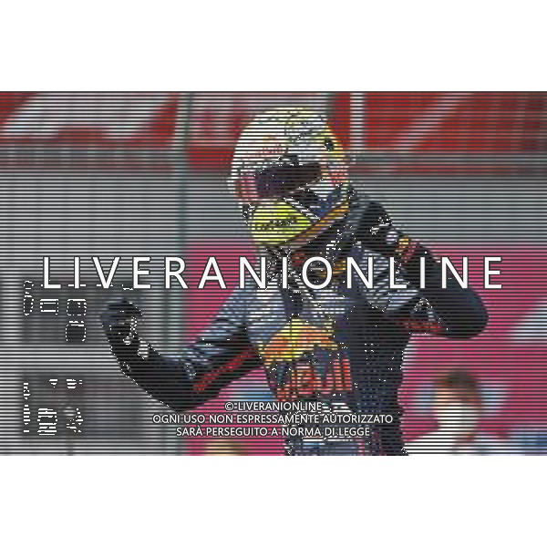 Race winner Max Verstappen (NLD) Red Bull Racing celebrates in parc ferme. 04.07.2021. Formula 1 World Championship, Rd 9, Austrian Grand Prix, Spielberg, Austria, Race Day. - www.xpbimages.com, EMail: requests@xpbimages.com © Copyright: Batchelor / XPB Images/AGENZIA ALDO LIVERANI SAS - ITALY ONLY -EDITORIAL USE ONLY