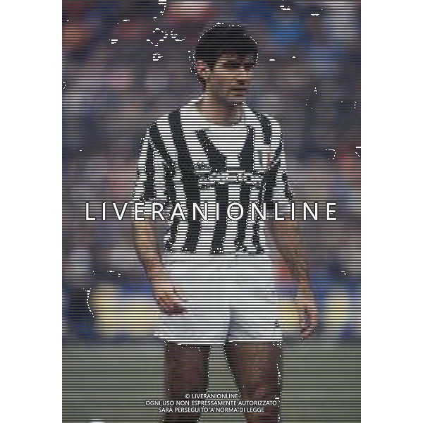 RETROSPETTIVA MASSIMO BRIASCHI CALCIATORE NELLA FOTO MASSIMO BRIASCHI CON LA MAGLIA DELLA JUVENTUS AG ALDO LIVERANI SAS