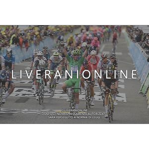 06-07-2021 Tour De France; Tappa 10 Albertville - Valence; 2021, Deceuninck - Quick Step; 2021, Jumbo - Visma; Cavendish, Mark; Van Aert, Wout; Valence; ©SIROTTI/AGENZIA ALDO LIVERANI SAS