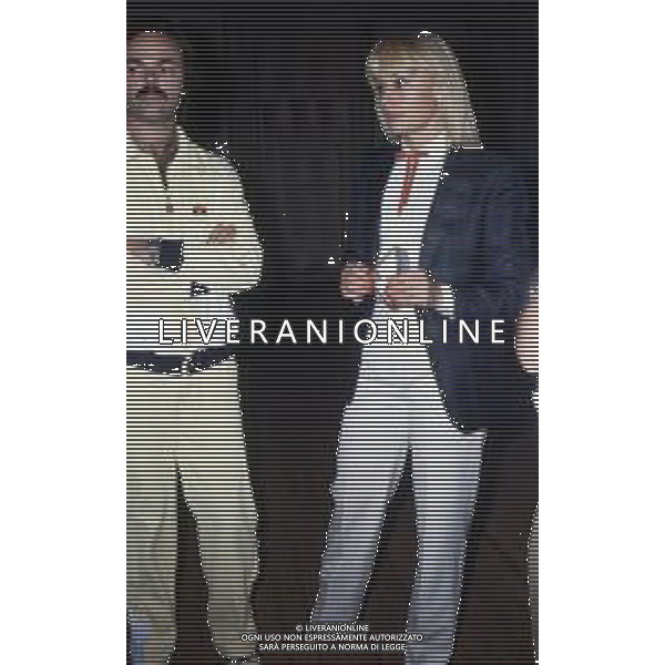 RAFFAELLA CARRA\' CANTANTE E ATTRICE - RETROSPETTIVA NELLA FOTO CON IL COMPAGNO SERGIO JAPINO NEL 1983 ©ARCHIVIO GIOVANNI LIVERANI /AG. ALDO LIVERANI SAS