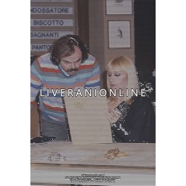 RAFFAELLA CARRA\' CANTANTE E ATTRICE - RETROSPETTIVA NELLA FOTO CON IL COMPAGNO SERGIO JAPINO NEL 1985 ©ARCHIVIO GIOVANNI LIVERANI /AG. ALDO LIVERANI SAS