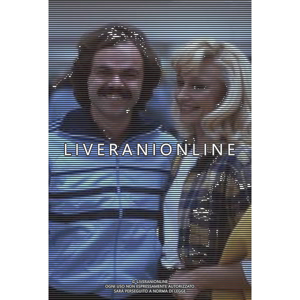 RAFFAELLA CARRA\' CANTANTE E ATTRICE - RETROSPETTIVA NELLA FOTO CON IL COMPAGNO SERGIO JAPINO NEL 1985 ©ARCHIVIO GIOVANNI LIVERANI /AG. ALDO LIVERANI SAS