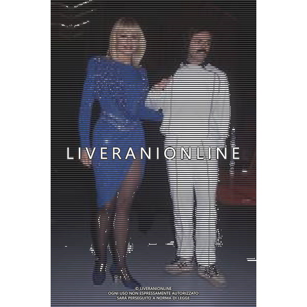 RAFFAELLA CARRA\' CANTANTE E ATTRICE - RETROSPETTIVA NELLA FOTO CON IL COMPAGNO SERGIO JAPINO NEL 1985 ©ARCHIVIO GIOVANNI LIVERANI /AG. ALDO LIVERANI SAS
