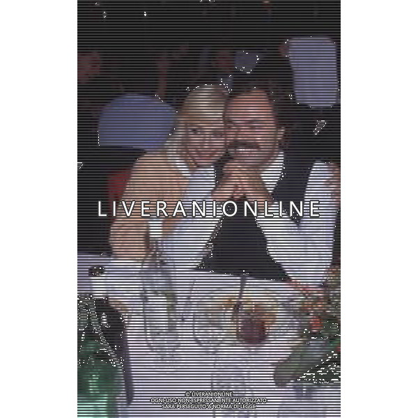 RAFFAELLA CARRA\' CANTANTE E ATTRICE - RETROSPETTIVA NELLA FOTO CON IL COMPAGNO SERGIO JAPINO NEL 1990 ©ARCHIVIO GIOVANNI LIVERANI /AG. ALDO LIVERANI SAS