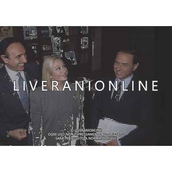 RAFFAELLA CARRA\' CANTANTE E ATTRICE - RETROSPETTIVA NELLA FOTO CON SILVIO BERLUSCONI E PIPPO BAUDO NEL 1987 ©ARCHIVIO GIOVANNI LIVERANI /AG. ALDO LIVERANI SAS