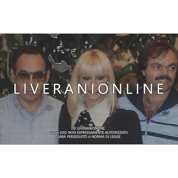 RAFFAELLA CARRA\' CANTANTE E ATTRICE - RETROSPETTIVA NELLA FOTO CON IL COMPAGNO SERGIO JAPINO e GIANNI BONCOMPAGNI NEL 1983 ©ARCHIVIO GIOVANNI LIVERANI /AG. ALDO LIVERANI SAS