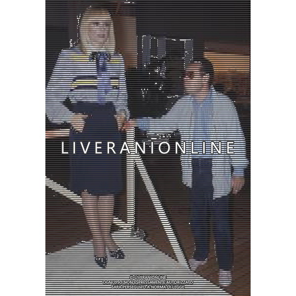 RAFFAELLA CARRA\' CANTANTE E ATTRICE - RETROSPETTIVA NELLA FOTO CON GIANNI BONCOMPAGNI NEL 1983 ©ARCHIVIO GIOVANNI LIVERANI /AG. ALDO LIVERANI SAS