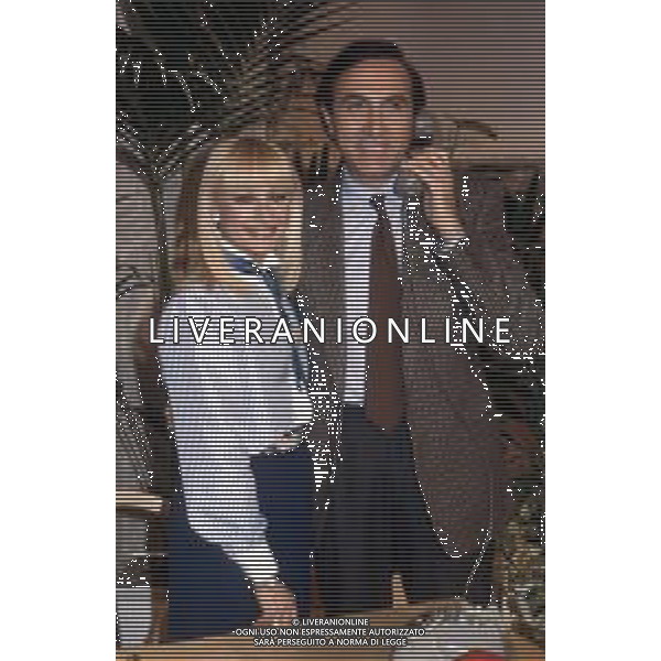 RAFFAELLA CARRA\' CANTANTE E ATTRICE - RETROSPETTIVA NELLA FOTO CON PIPPO BAUDO NEL 1987 ©ARCHIVIO GIOVANNI LIVERANI /AG. ALDO LIVERANI SAS