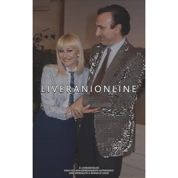 RAFFAELLA CARRA\' CANTANTE E ATTRICE - RETROSPETTIVA NELLA FOTO CON PIPPO BAUDO NEL 1987 ©ARCHIVIO GIOVANNI LIVERANI /AG. ALDO LIVERANI SAS
