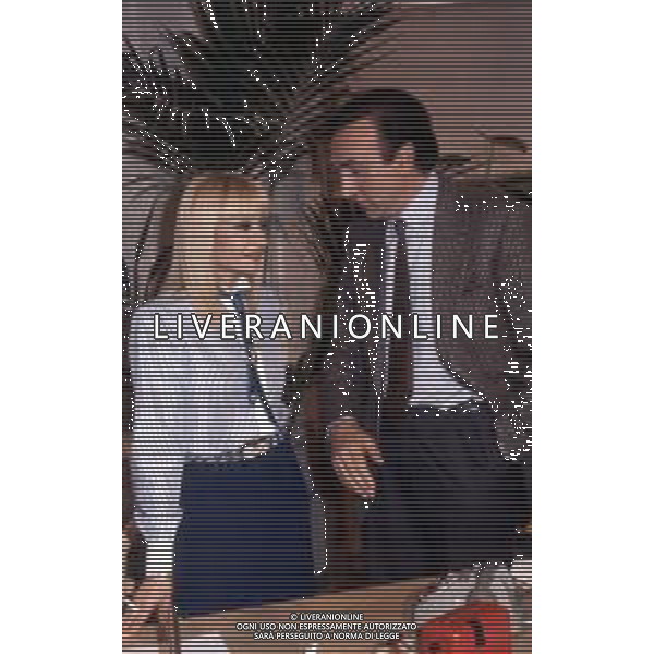 RAFFAELLA CARRA\' CANTANTE E ATTRICE - RETROSPETTIVA NELLA FOTO CON PIPPO BAUDO NEL 1987 ©ARCHIVIO GIOVANNI LIVERANI /AG. ALDO LIVERANI SAS
