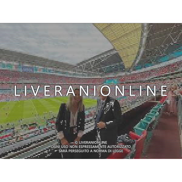 Il Presidente Sergio Mattarella alla finale degli Europei di Calcio Italia - Inghilterra allo Stadio Wembley di Londra 11.07.2021 nella foto con Valentina Vezzali ©Ufficio per la Stampa e la Comunicazione della Presidenza della Repubblica/AGENZIA ALDO LIVERANI SAS