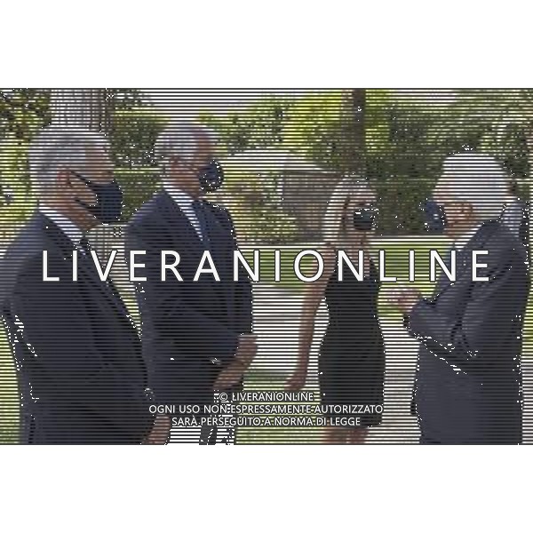 Il Presidente della Repubblica, Sergio Mattarella, ha ricevuto al Quirinale la Nazionale italiana di Calcio vincitrice degli Europei UEFA Euro 2020 e il tennista Matteo Berrettini, finalista al Torneo di Wimbledon - Roma 12.07.2021 Nella foto Valentina Vezzali, Gabriele Gravina e Giovanni Malago\' ©Ufficio per la Stampa e la Comunicazione della Presidenza della Repubblica/AGENZIA ALDO LIVERANI SAS